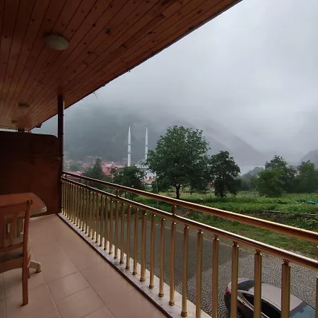 Ilhan Hotel 2*